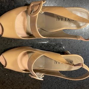 Anyi Lu nude peep toes
